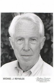 迈克尔·J·雷诺兹