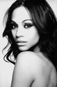 佐伊·索尔达娜